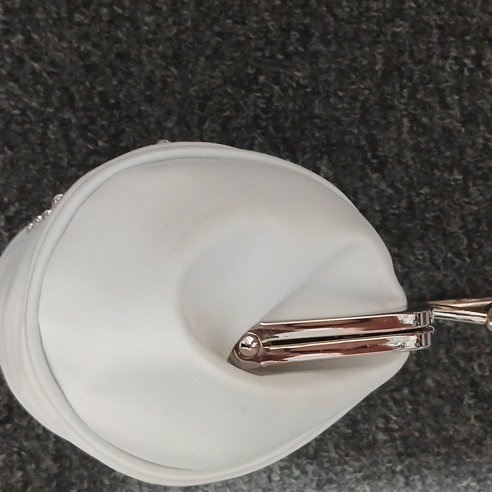 Elegant White Satin Evening Bag - Picture 8 of 9